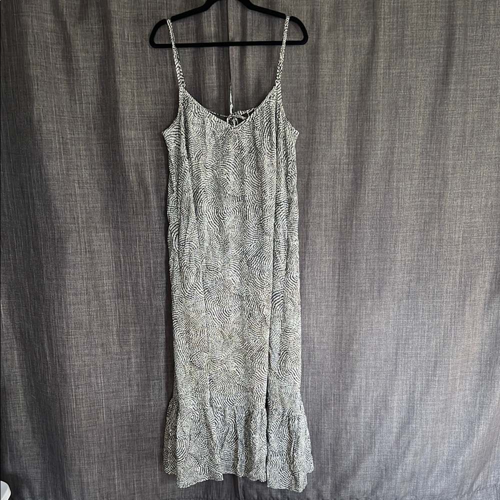 Ava & viv black and white rayon maxi dress size X ( 14-16W)
